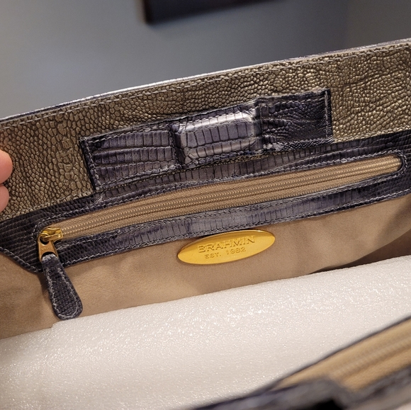 🤍BRAHMIN SATCHEL🤍 - Picture 9 of 12